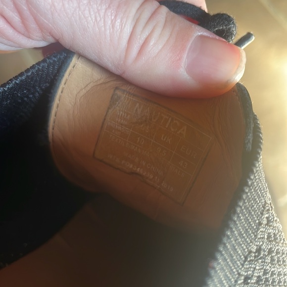 Nautica Dress Shoes! Size 10 - Picture 4 of 7